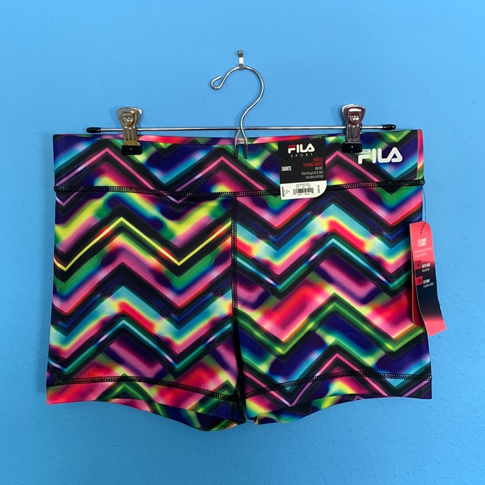 Fila Rainbow Chevron Mid-Rise Spandex Running Shorts Size M